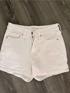 Old Navy White Women's Denim Shorts